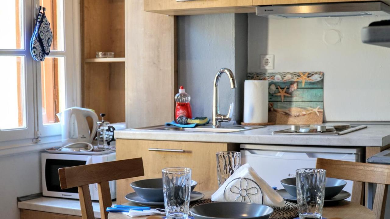 Cozy Apartments in Symi Center Zewnętrze zdjęcie