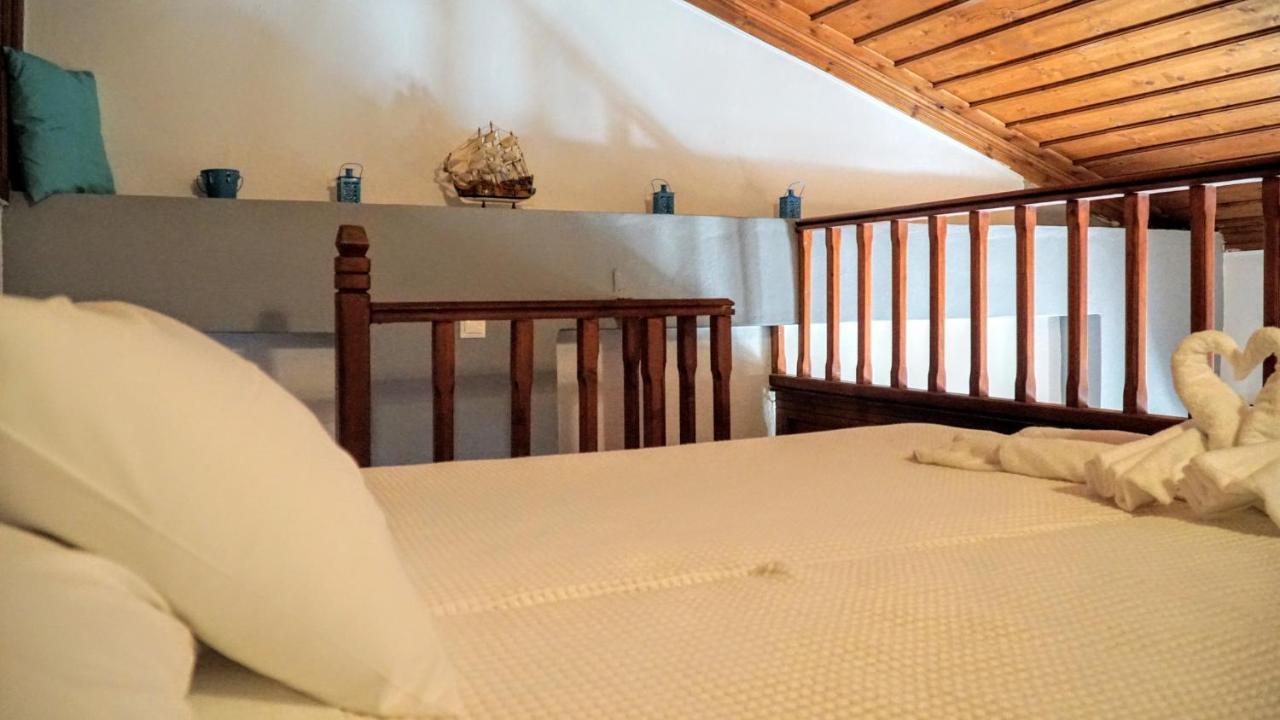 Cozy Apartments in Symi Center Zewnętrze zdjęcie