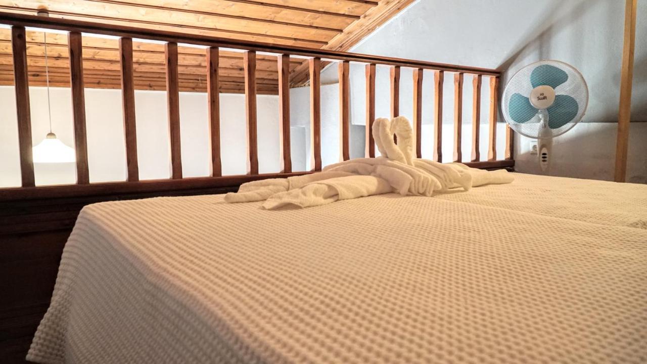 Cozy Apartments in Symi Center Zewnętrze zdjęcie