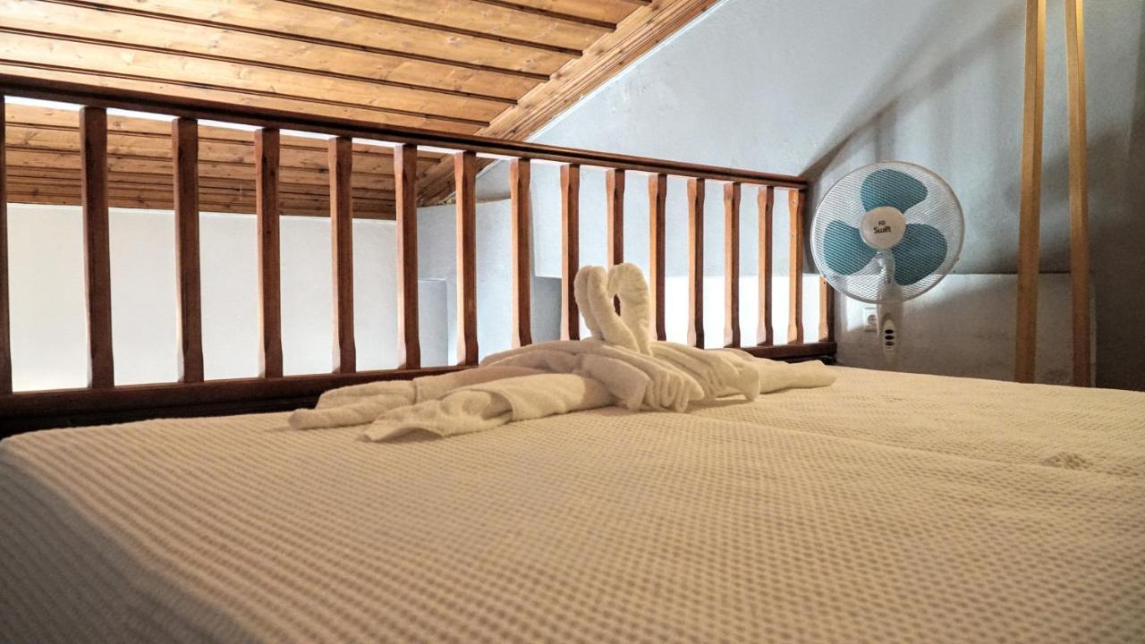 Cozy Apartments in Symi Center Zewnętrze zdjęcie